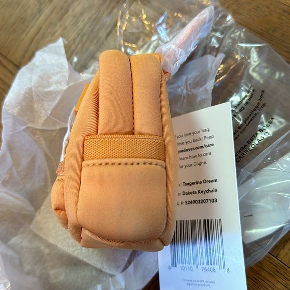 SOLD🧡Dagne Dover Dakota Keychain in tangerine dream orange - Picture 5 of 6